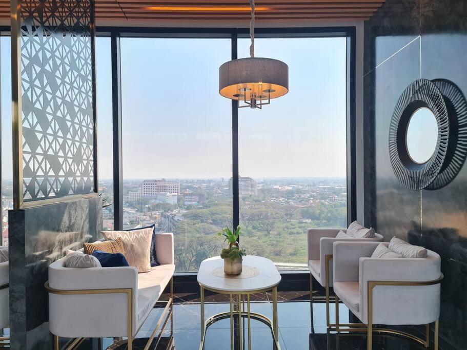 Astra Sky River High Floor,3 Bedrooms 97㎡ 山景房带浴缸 Чиангмай Экстерьер фото
