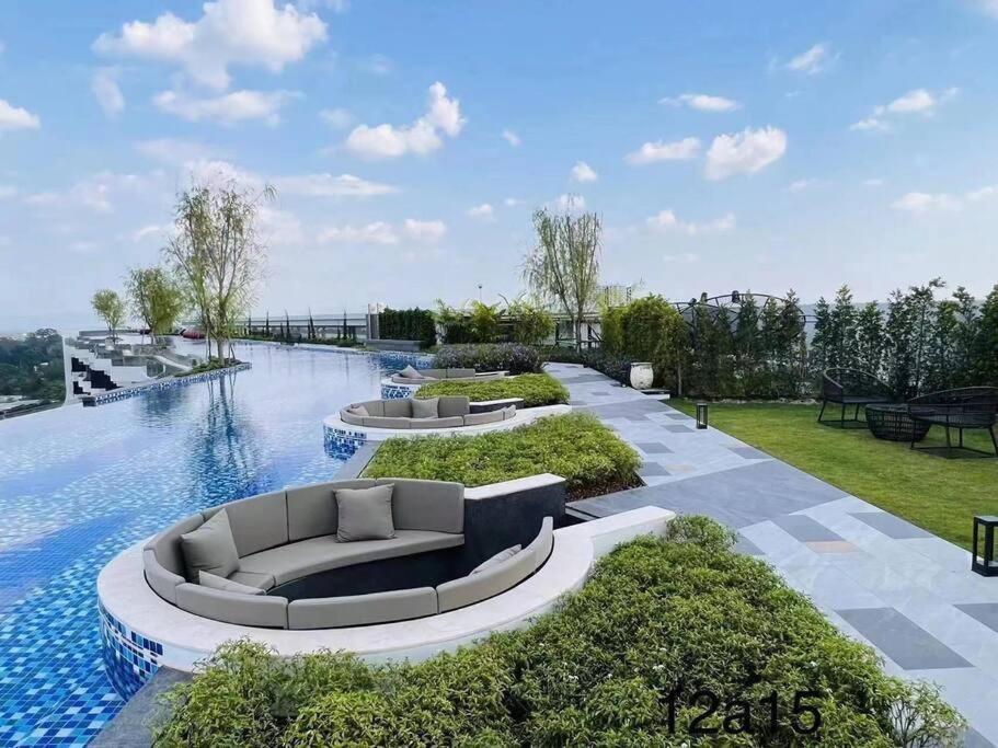 Astra Sky River High Floor,3 Bedrooms 97㎡ 山景房带浴缸 Чиангмай Экстерьер фото
