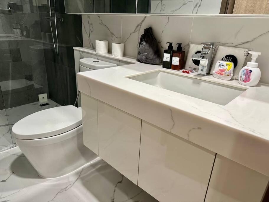Astra Sky River High Floor,3 Bedrooms 97㎡ 山景房带浴缸 Чиангмай Экстерьер фото