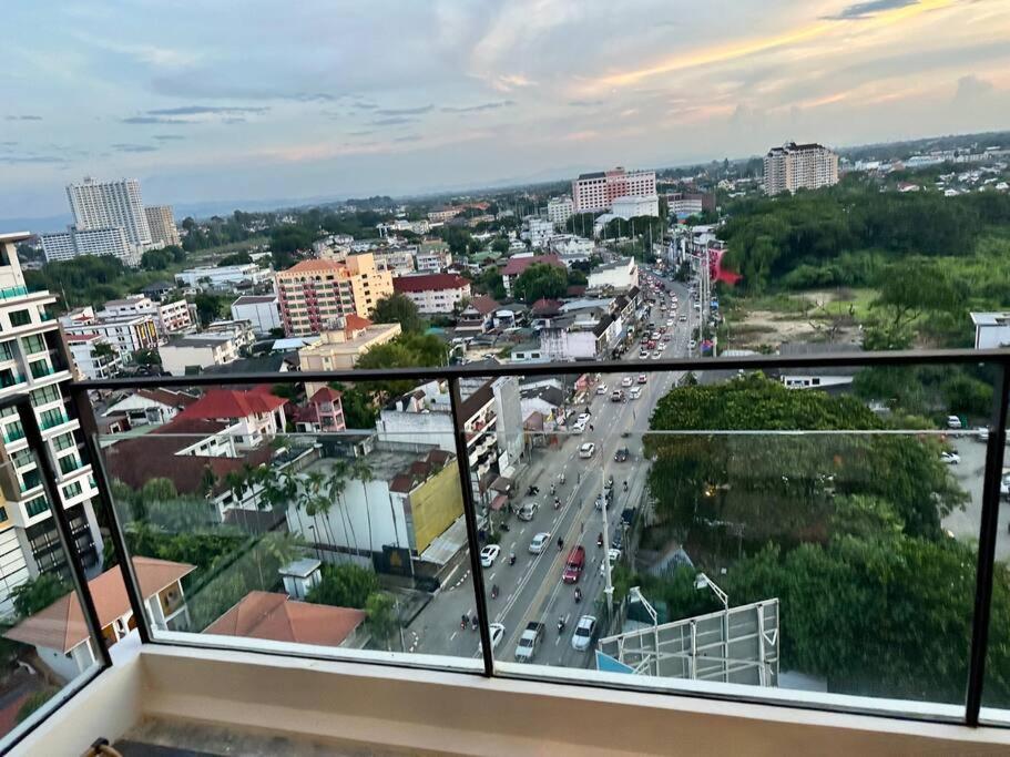 Astra Sky River High Floor,3 Bedrooms 97㎡ 山景房带浴缸 Чиангмай Экстерьер фото